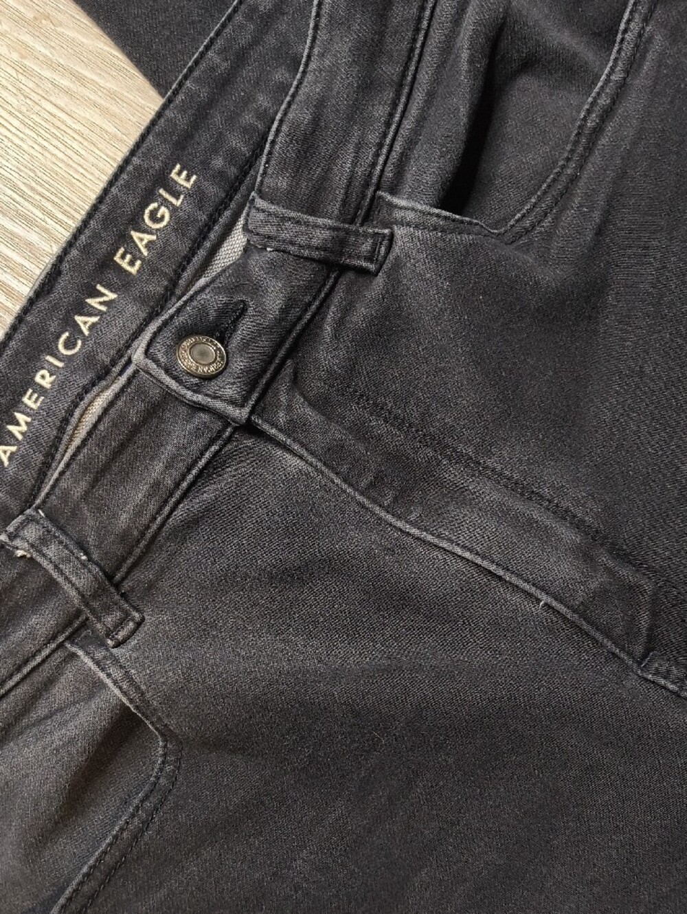 S1166 Highest Rise Jegging👖American Eagle Black Wash Women's Size 10 Jeans